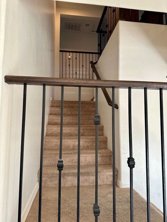 Building Photo - Stunning 2 story home in Oro Valley!!