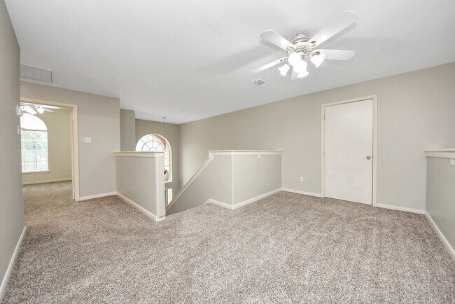 Building Photo - 1802 Whispering Forest Dr