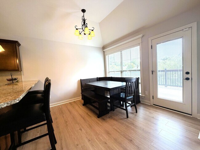 Building Photo - 8123 Autumn Dr