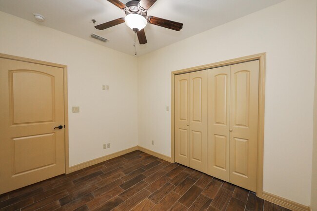 Building Photo - 8216 Casa Verde Rd