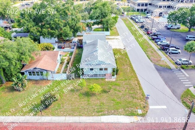 Building Photo - 602 4th Ave SW