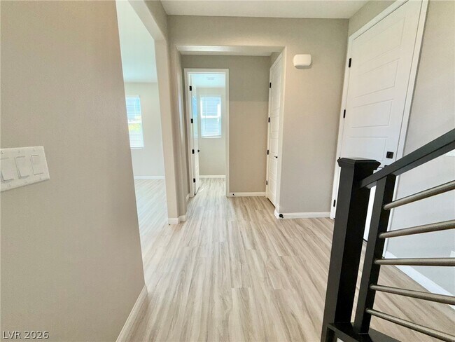 Building Photo - 4442 Frias Fls Ave