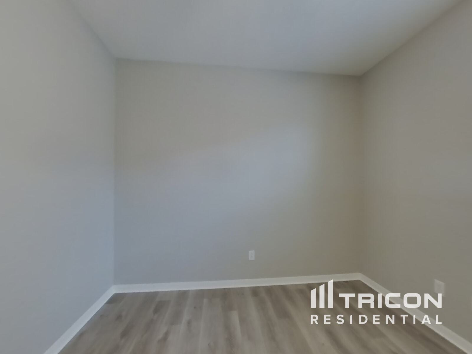 Building Photo - 3445 Fiddlers Green Loop