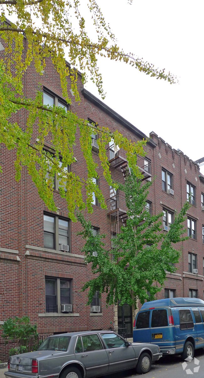 Building Photo - 45-35 42nd St