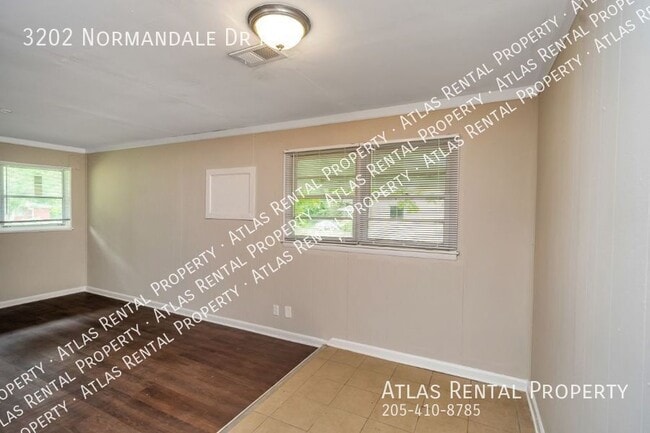 Building Photo - 3202 Normandale Dr NW