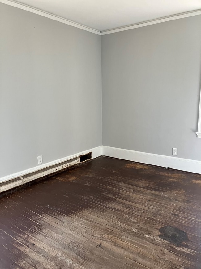 Building Photo - 304 Loring Dr