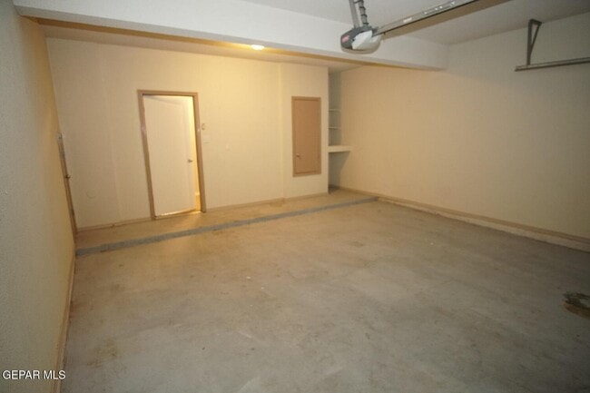 Building Photo - 14348 Smokey Point Dr