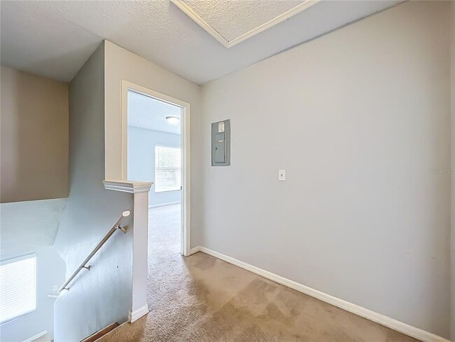 Building Photo - 1604 Little Falls Cir