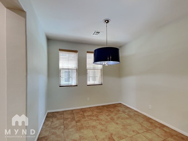 Building Photo - 8456 Insignia Ave