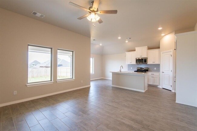 Building Photo - 8401 NW 162nd St