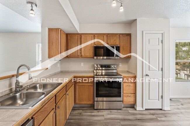 Building Photo - 7604 Firehawk Ln