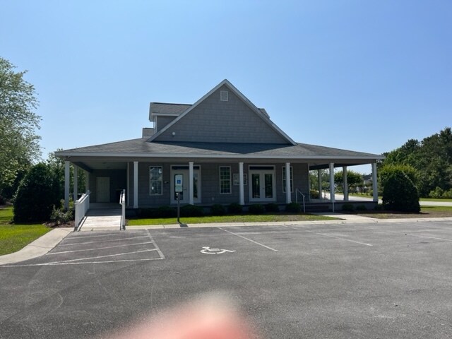 Building Photo - 3320 Player Ln