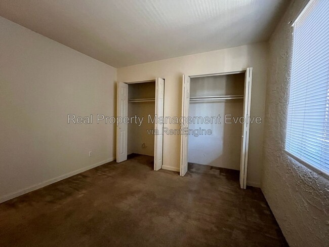 Building Photo - 7110 E Continental Dr