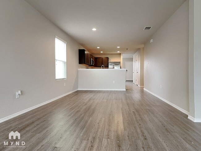 Building Photo - 9437 Apple Ridge Ln