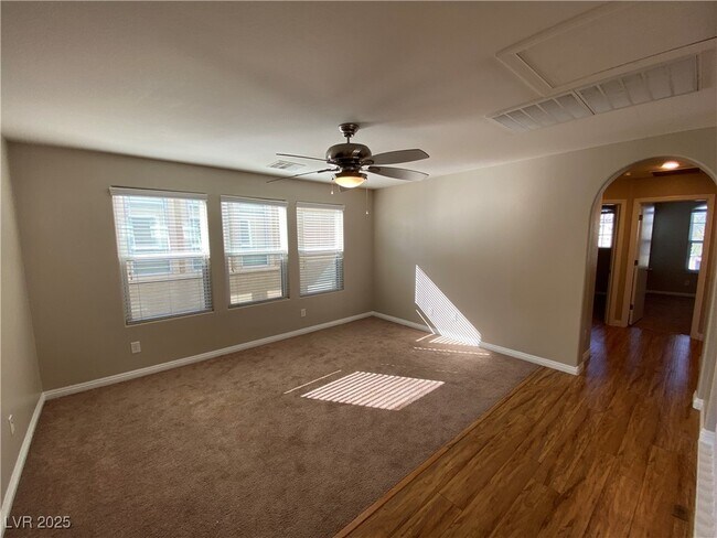 Building Photo - 10273 Headrick Dr