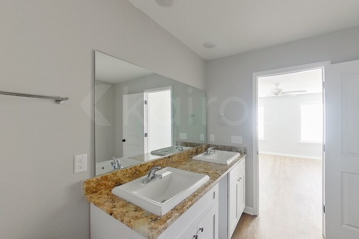 Building Photo - 104 Cottage Grove Rd