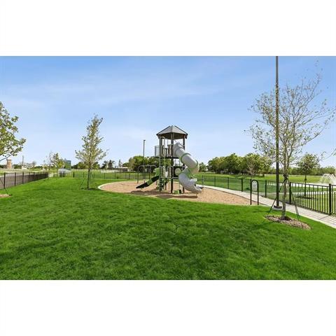 Building Photo - 2417 Spring Side Dr