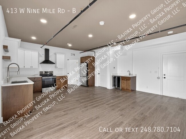 Building Photo - 413 W Nine Mile Rd