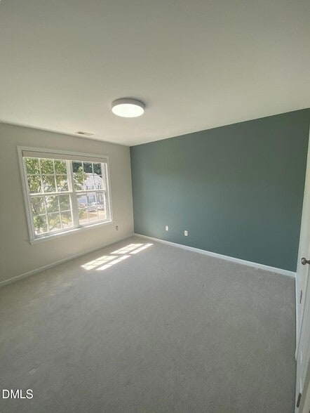 Building Photo - 930 Pristine Ln