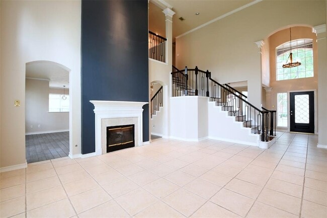 Building Photo - 18719 Racquet Sports Way