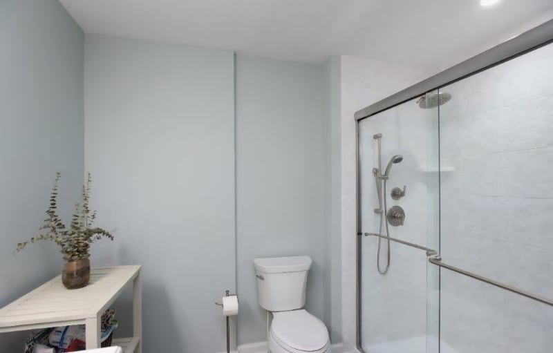 Building Photo - 1092 Shadowlawn Dr