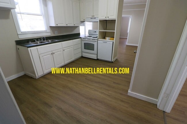 Building Photo - First Month Free!