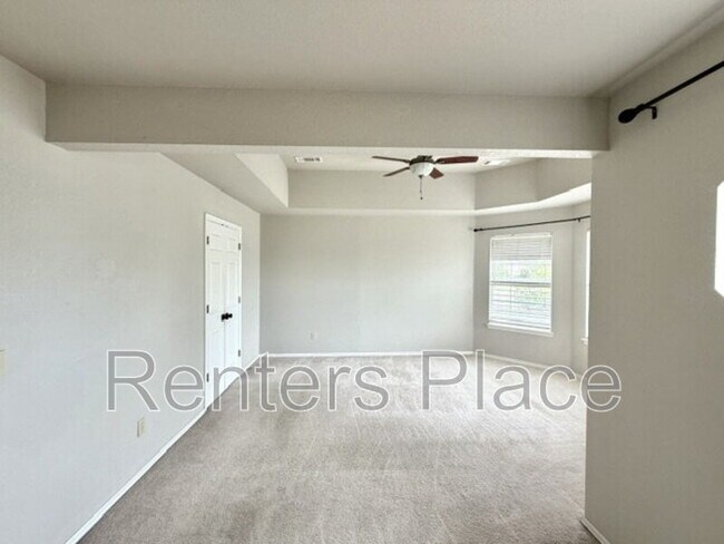 Building Photo - 2012 S Aster Ave