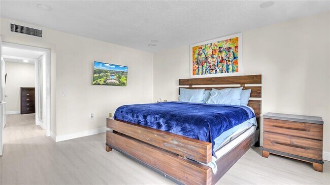 Building Photo - 4292 Deste Ct