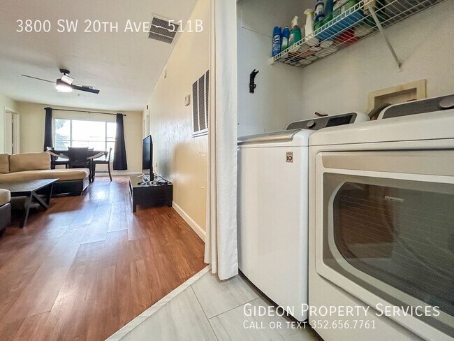 Building Photo - 3800 SW 20th Ave