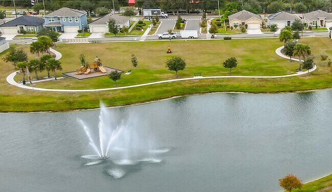 Building Photo - 3348 Perennial Ln