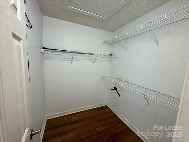 Building Photo - 3802 Cassidy Dr