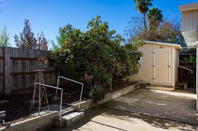 Building Photo - Newly updated Single-Story in Clairemont