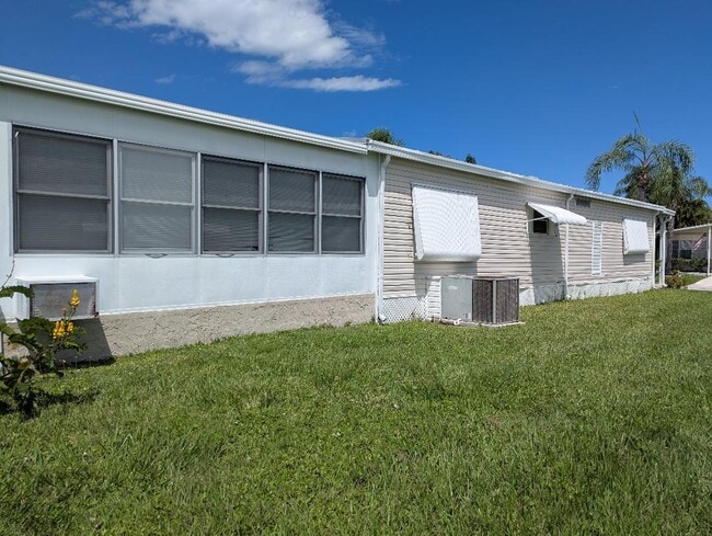 Building Photo - 71 W Caribbean