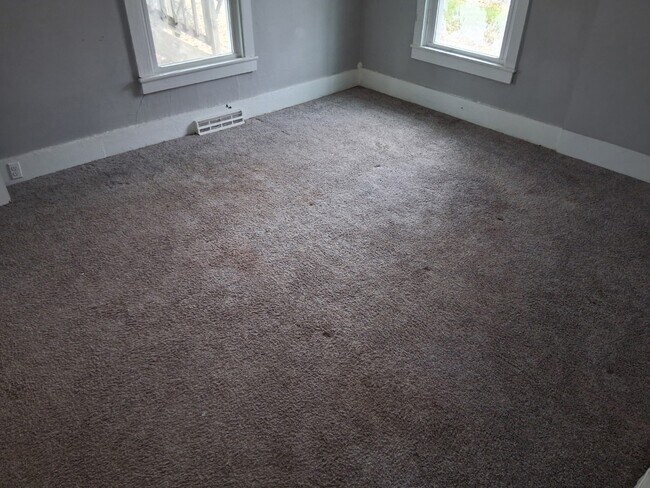 Building Photo - 201 N 20th St