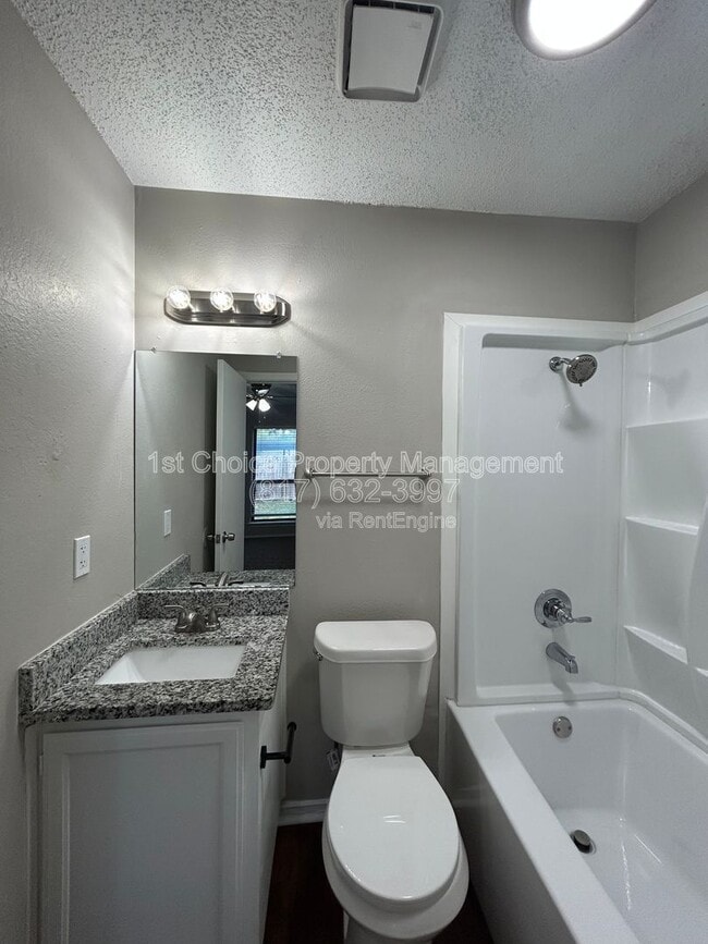 Building Photo - 6320 Holiday Ln