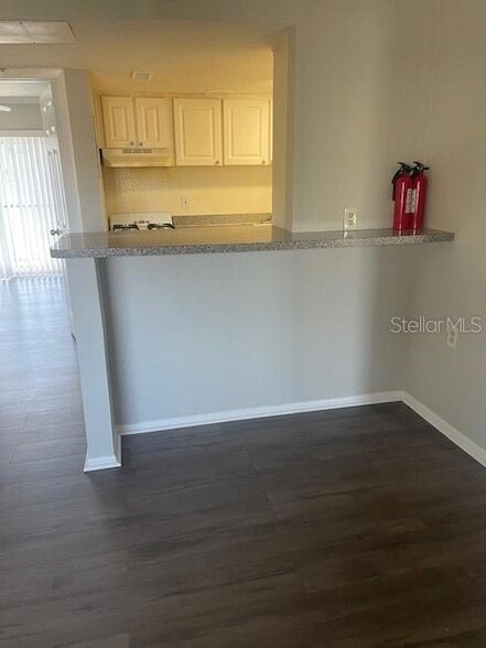 Building Photo - 115 Oyster Bay Cir