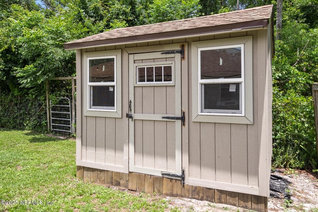Building Photo - 8575 Crooked Tree Dr