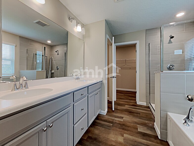 Building Photo - 132 Edge Pk Trl