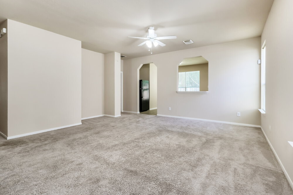 Building Photo - 22035 Willow Downs Dr