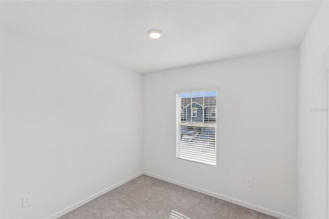 Building Photo - 2653 Skyline Lp