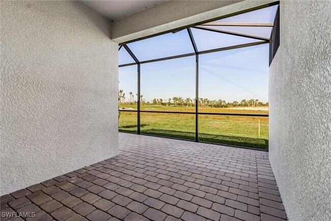 Building Photo - 19617 Hinkley Dr