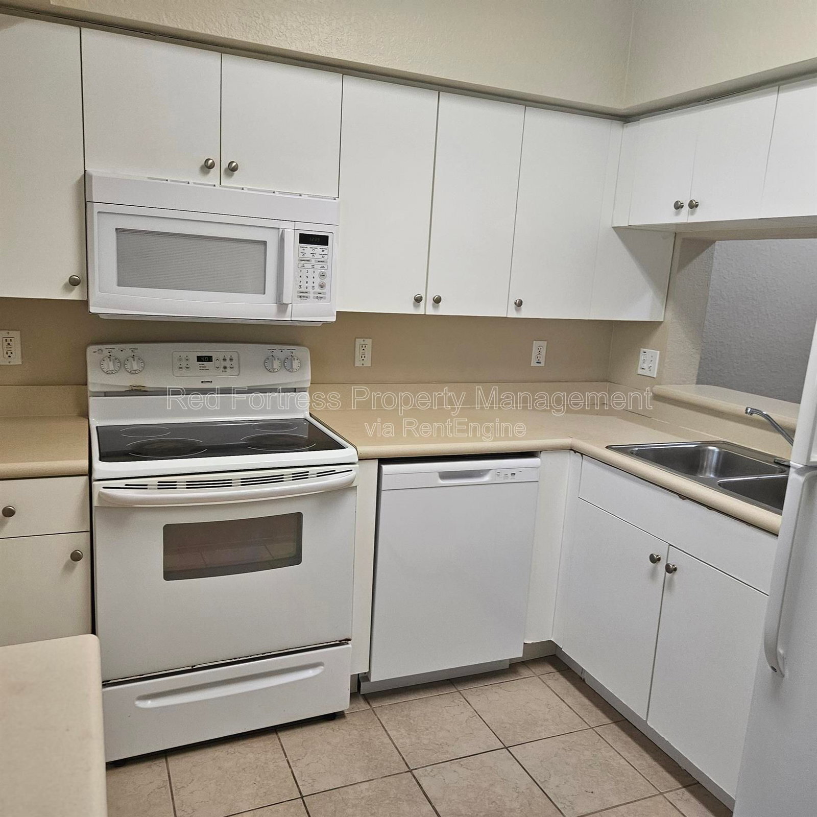 Building Photo - 8408 Bernwood Pl Dr