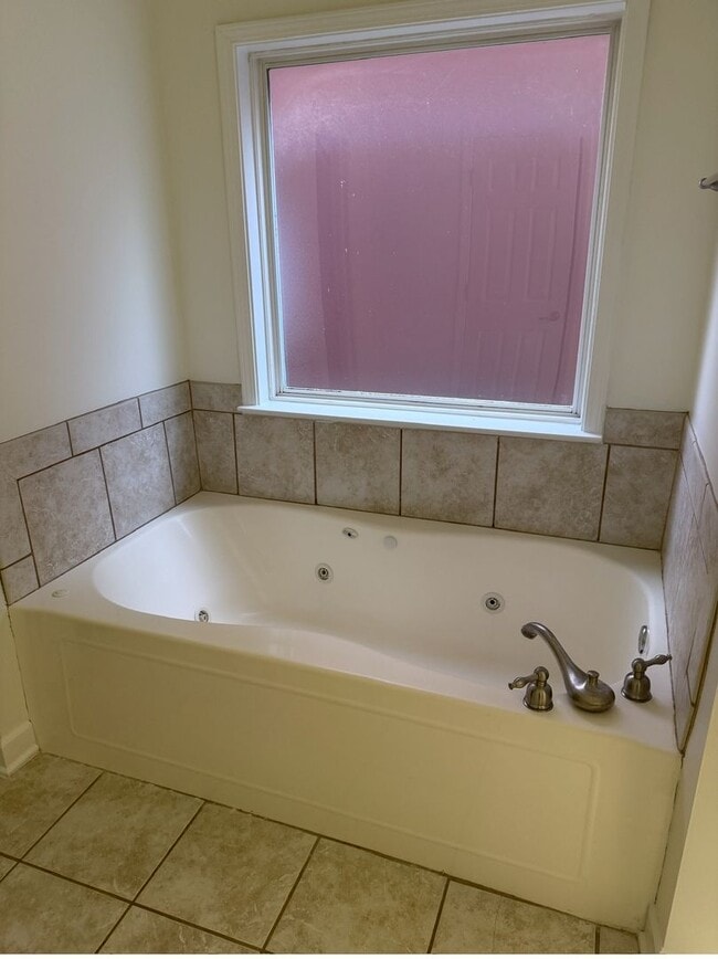 Building Photo - 2136 Cason Ln