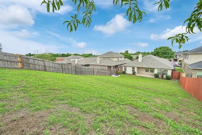 Building Photo - 1209 Evers Dr