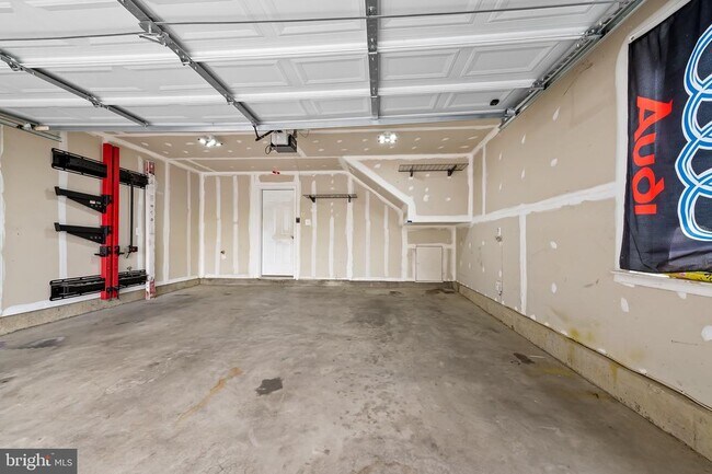 Building Photo - 7316 Elkridge Crossing Way