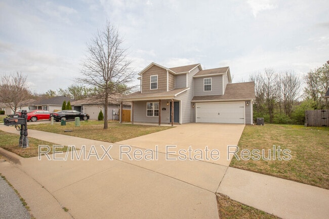 Building Photo - 5411 SW Cherry Creek Rd