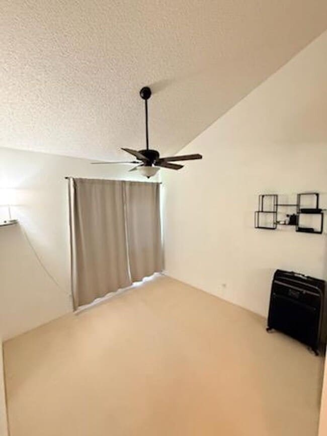 Building Photo - $3,500 / Month | 3 Bed / 2 Bath | Pets allowed