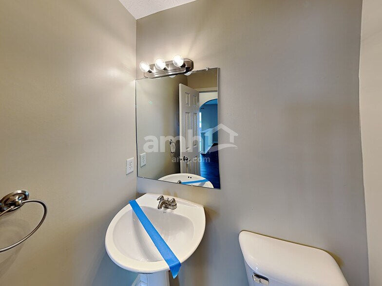 Building Photo - 143 Georges Creek Dr