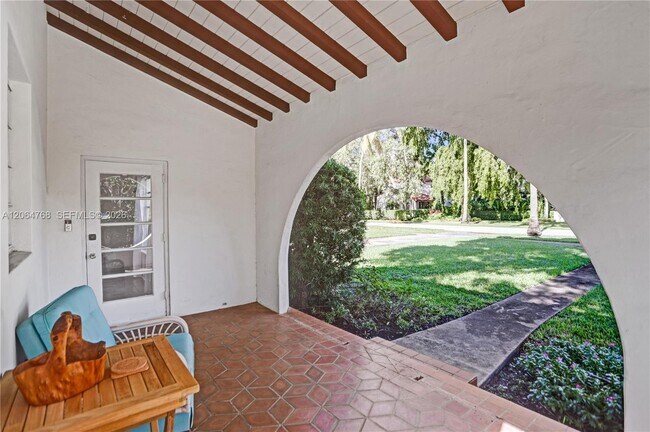 Building Photo - 2214 Segovia Cir