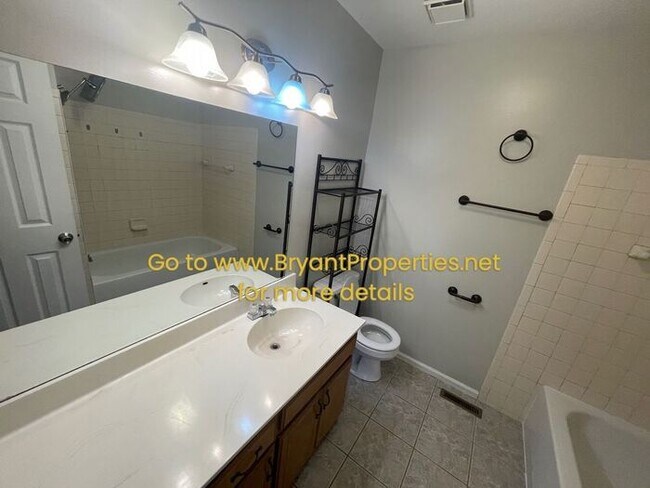 Building Photo - 3062 Casa Dr - Nashville, TN 37214